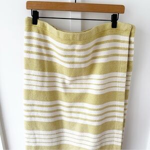 DASH & ALBERT green stripe throw